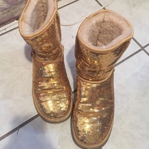 Hard to find gold sequin Uggs.