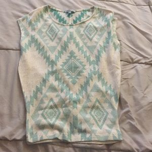 Beautifully designed top.