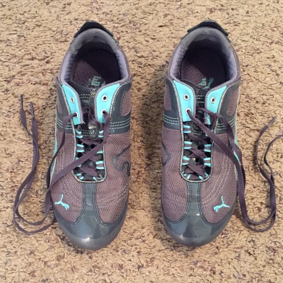 Teal and gray puma shoes size 7