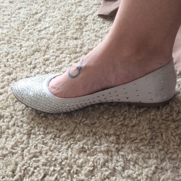 Sparkly flats! - Picture 3 of 3