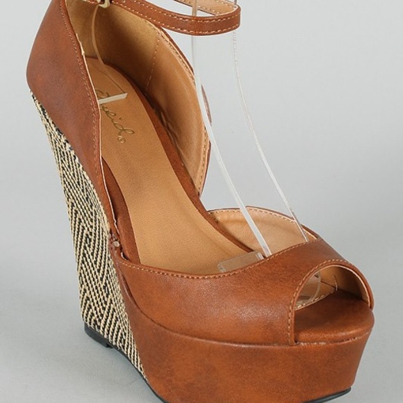 Shoes - Cognac leatherette wedges with basket weave heel