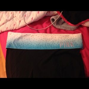 Pink cropped leggings