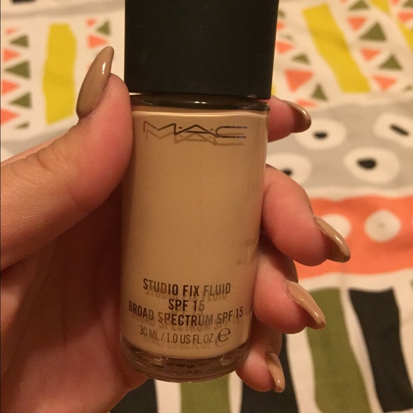NC15 foundation from Mac for sale!