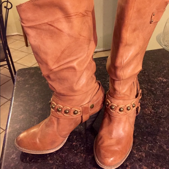 Steve Madden Leather slouch Round up boots