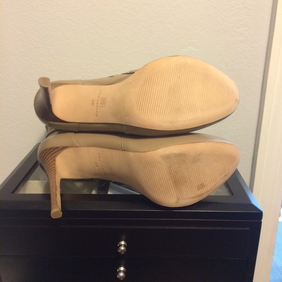 Boots - Picture 3 of 4