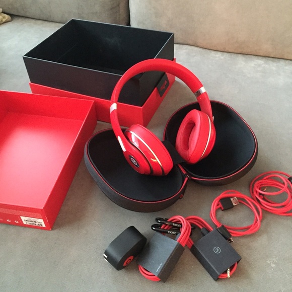 Beats By Dre Headphones