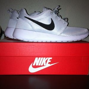 Platinum white nike roshes