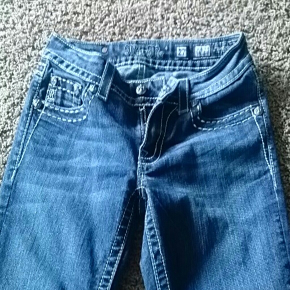 Jeans - Picture 2 of 3