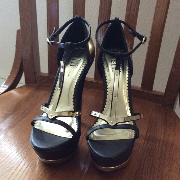 SOLD - Picture 2 of 3