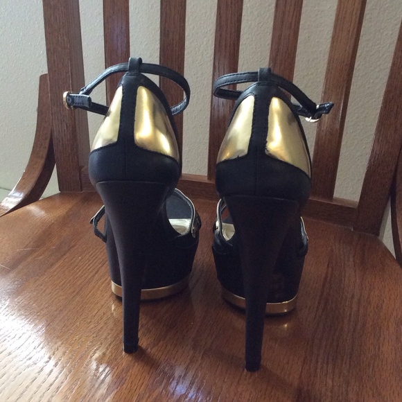 SOLD - Picture 3 of 3