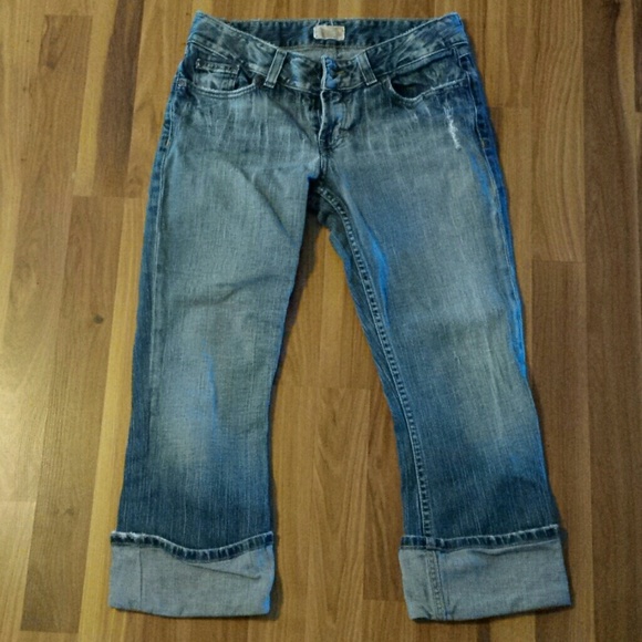 *PRICE REDUCED* BKE cropped pants