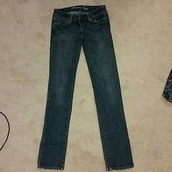 American Eagle skinny jeans