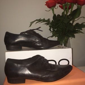 ALDO women's lace up flats