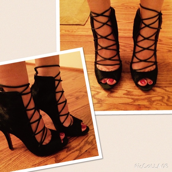 SCHUTZ Akhalya Open Toe Lace Up sandal - Picture 3 of 4