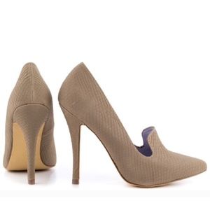 Shoemint Jaysie - Taupe Snake Pump