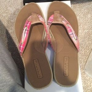 Sperry Flip Flops