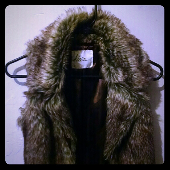 Kirra Brown Faux Fur Vest