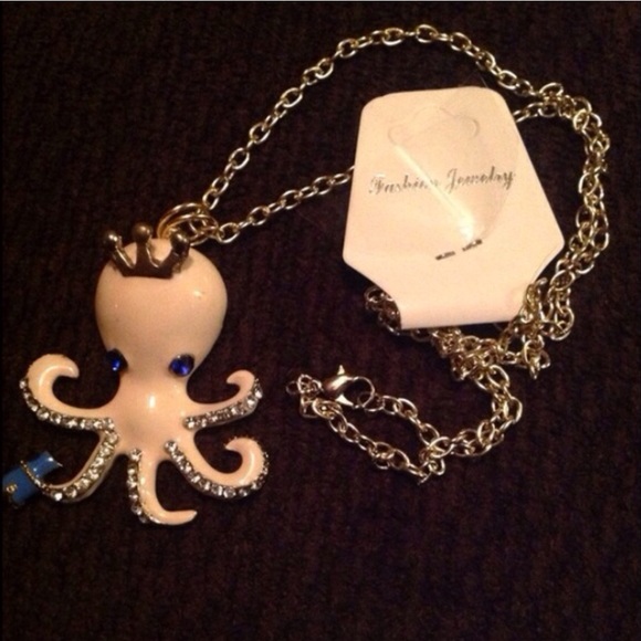Octopus Necklace❌SOLD❌ - Picture 2 of 4