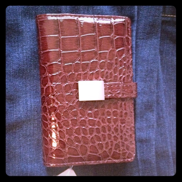 Croft & Barrow wallet.