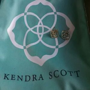 Kendra Scott Dira Stud earrings