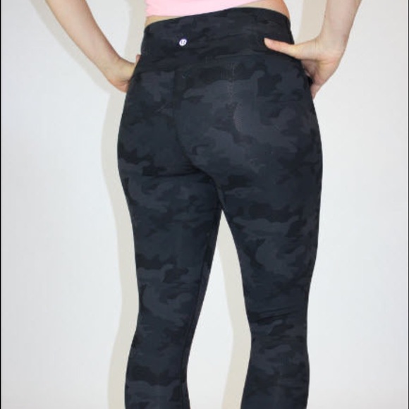 TEMP PRICE REDUCTION camo hightimes pant SIZE 4