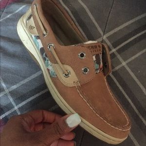 Used Sperrys