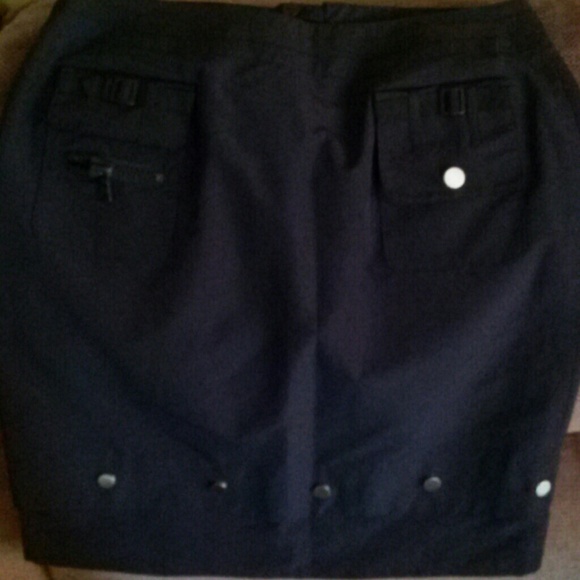 Skirt - Picture 3 of 4