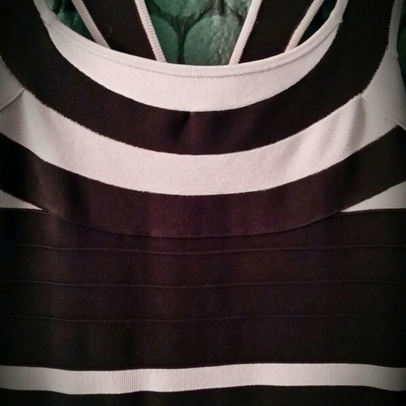 Express Dress - Picture 3 of 4