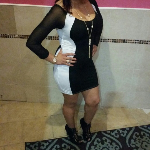 Blk n white bodycon dress