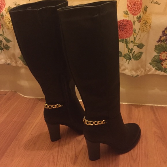 FINAL! 🆕 Black Faux Leather Knee High Boots 6.5/7 - Picture 3 of 4