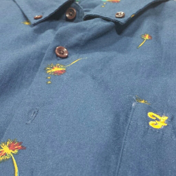 Button up - Picture 2 of 2