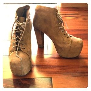 Jeffery Campbell Lita