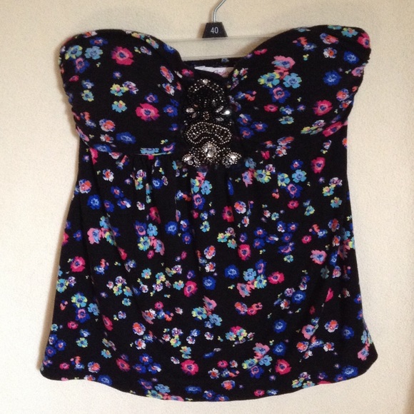 Candie's Tops - Floral strapless top