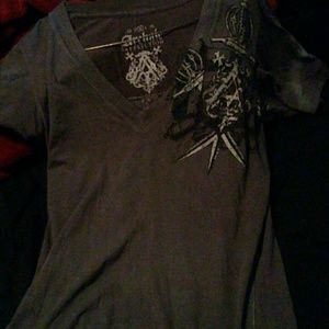 Archaic shirt from the buckle