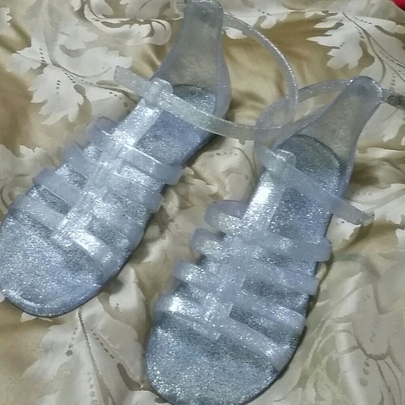 Girls size 2  gel shoes