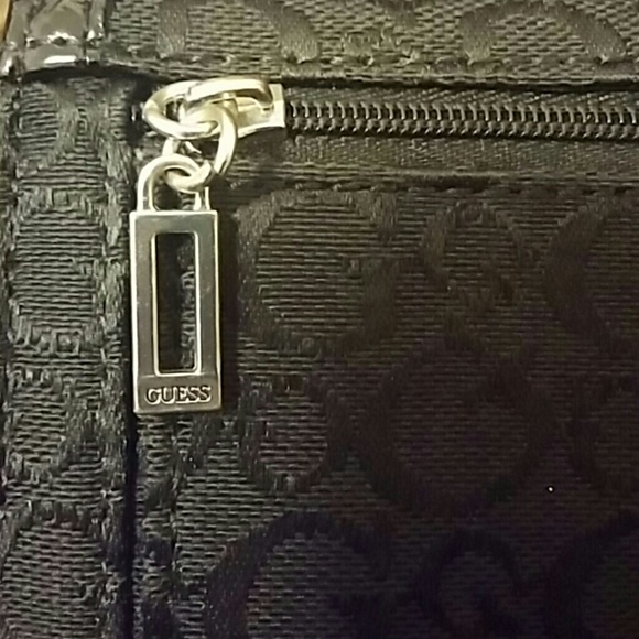 Guess Wallet - Picture 4 of 4