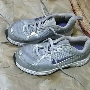 Nike sneakers girls size 2 and half