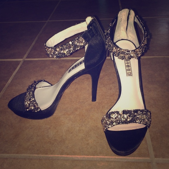 Vera Wang White