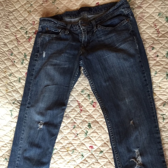 Levi's size 7 jeans