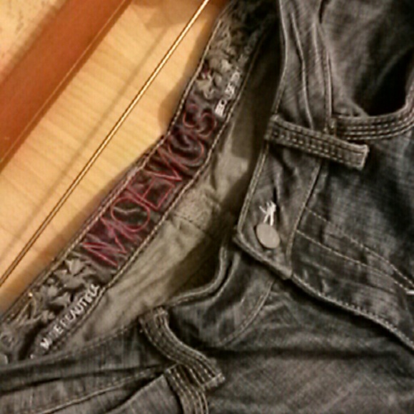 Jeans - Picture 2 of 3