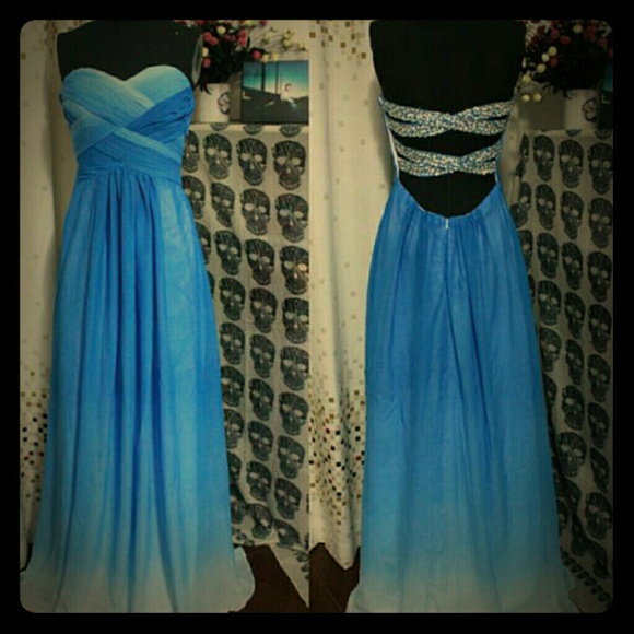 Prom Dress! Negotiable .