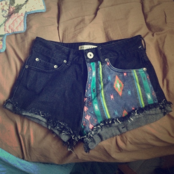 Pac Sun High Waisted Aztec Tribal Print Shorts - Picture 1 of 4