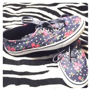 🌺 Sketchers BOBS Floral Dot Sneakers 🌸