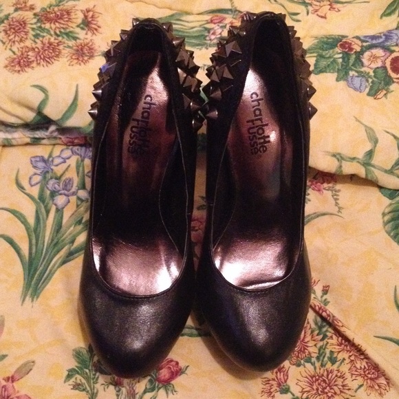 Black platform heels - Picture 2 of 4