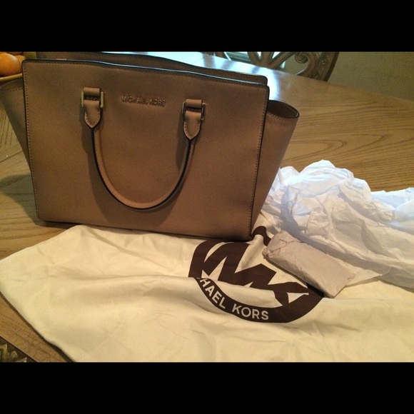 MK Selma Handbag