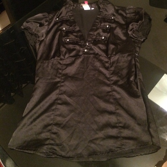 Silky cute top