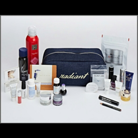 Barneys New York ONLINE LOVE YOURSELF BEAUTY BAG