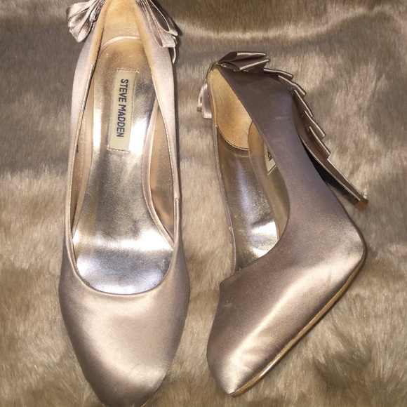 Steve Madden pumps