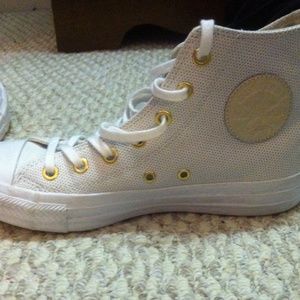 High top converse with White/gold