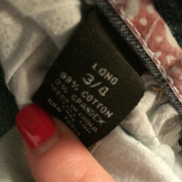 Light wash Rue 21 jeans size 3/4 long - Picture 4 of 4